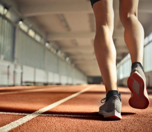 신체 활동이 청소년 특발성 척추측만증에 미치는 영향 연구 결과 발표